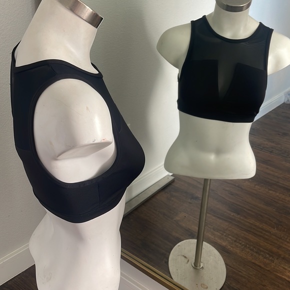 Sexy mesh sports bra - Picture 3 of 5